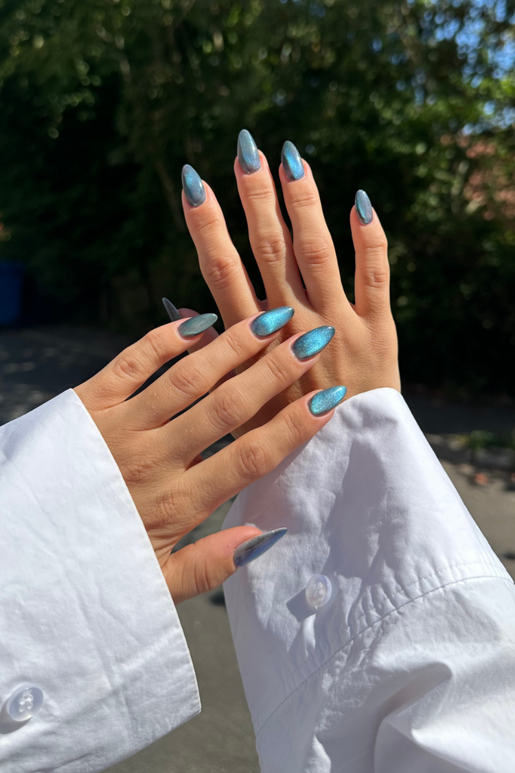 Jade Cat Eye · 549 – Gel Polish Cat Eye by Nailster, image 3