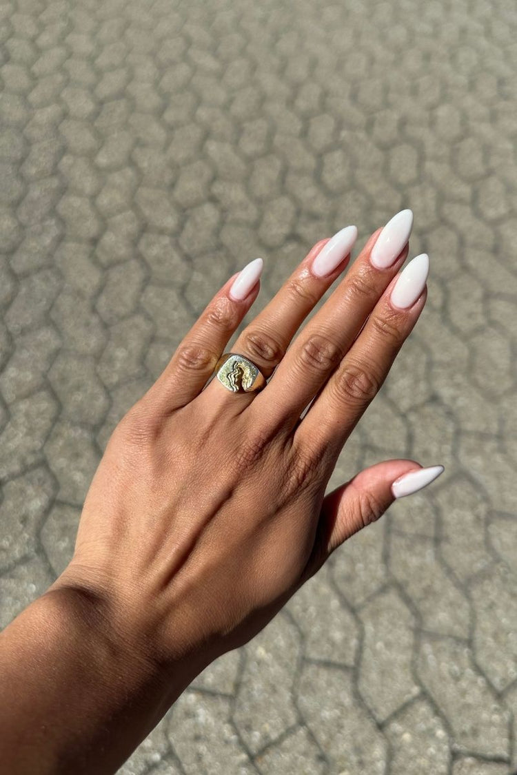 Lace Me Up · 569 – Builder Gel by Nailster, image 3