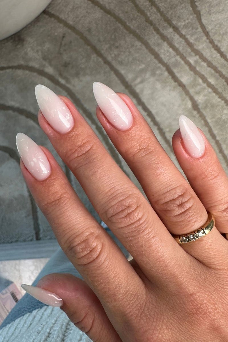 Glow Getter · 571 – Builder Gel by Nailster, image 3