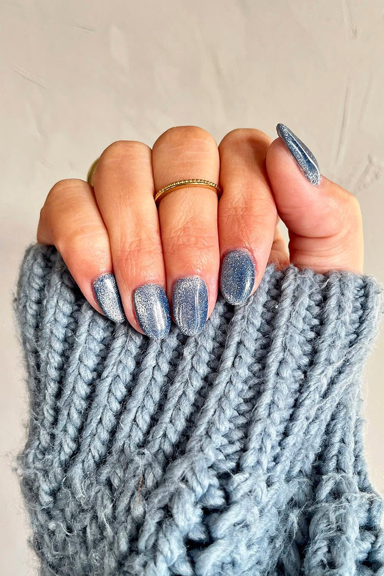 Blue Cat Eye · 446 – Gel Polish Cat Eye by Nailster, image 3
