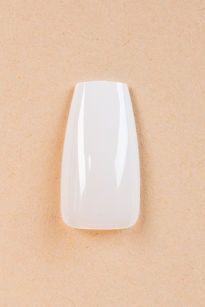 Coffin/Ballerina Medium Milk Tipper | Nailster Denmark