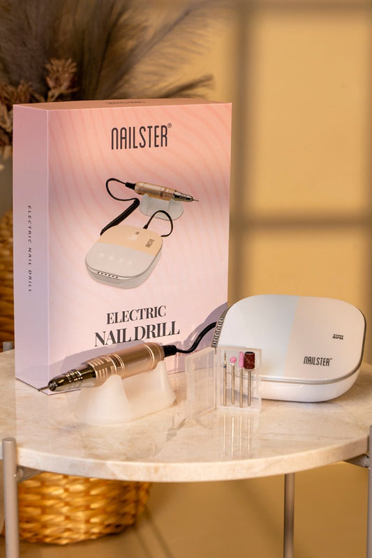 Nailster elektrisk neglefil - inklusiv 4 negle bits | Nailster Denmark