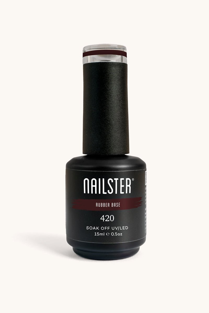 Rubber Base Weekend Away · 420 | Nailster Denmark