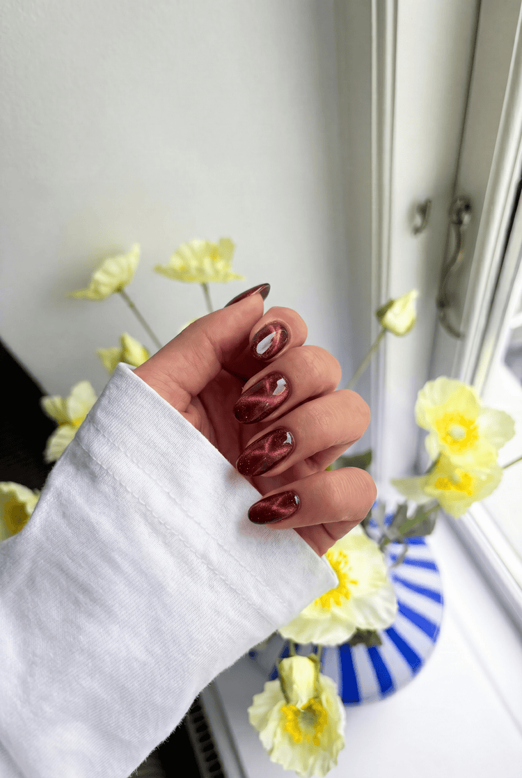 Rusty Cat Eye · 323 – Gel Polish Cat Eye by Nailster, image 3