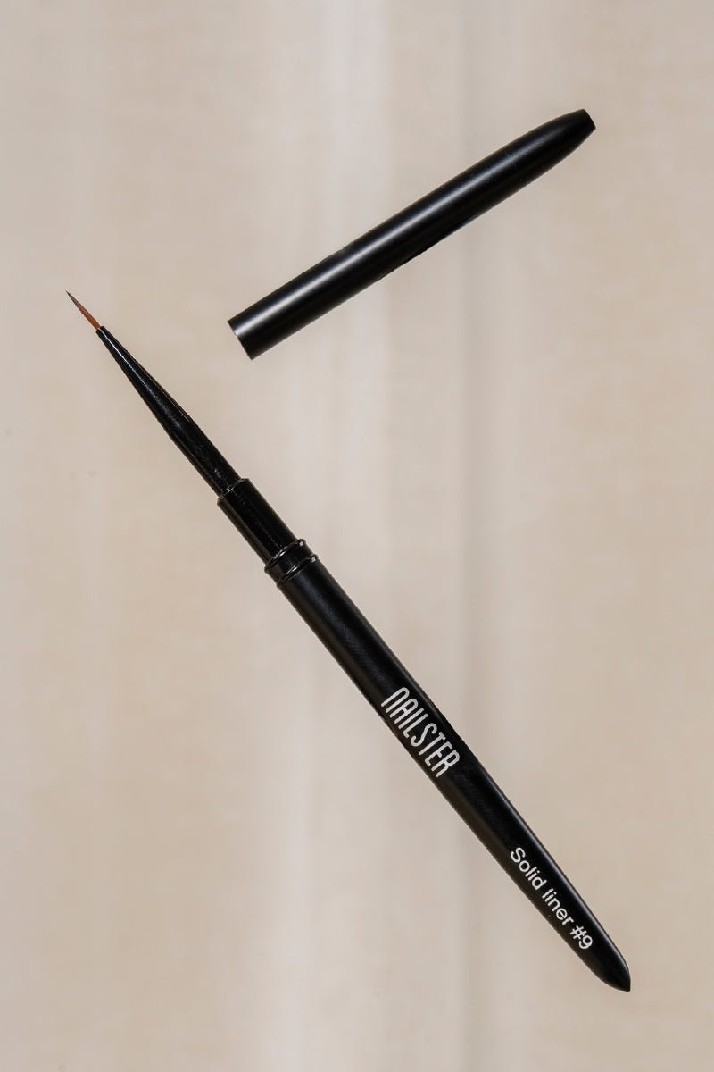 Solid Liner Brush #9 | Nailster Denmark